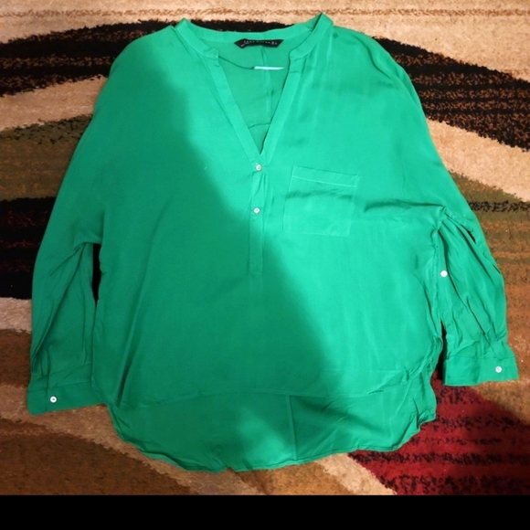 NWOT Zara Button Down Shirt, Blouse, Top Size Large - Picture 1 of 3
